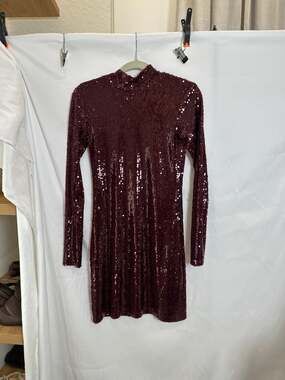 River Island Burgundy Sequin Long Sleeve Mock Neck Mini Dress Size UK 8